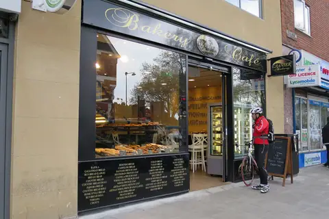 Knott's Deli & Bakery photo 4