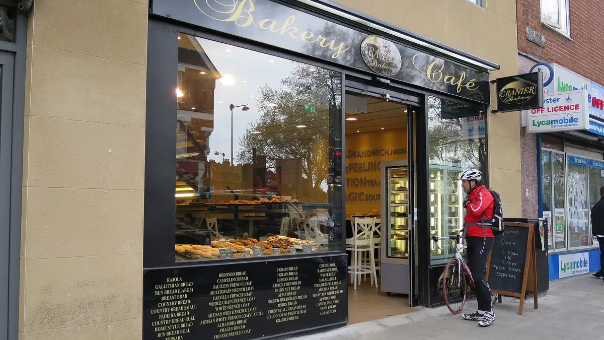 Bakery & Café bakes